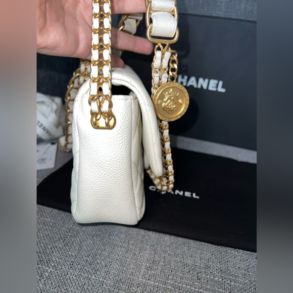 Chanel flap bag Chain soul mini caviar white - Picture 4 of 16